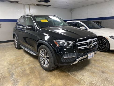 Used 2020 Mercedes-Benz GLE 450 4MATIC image 2