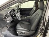 Used 2023 Toyota Camry SE image 5