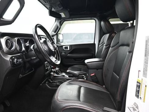 Used 2020 Jeep Gladiator Overland AWD/4WD image 7