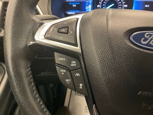 Used 2024 Ford Edge SEL AWD/4WD image 20