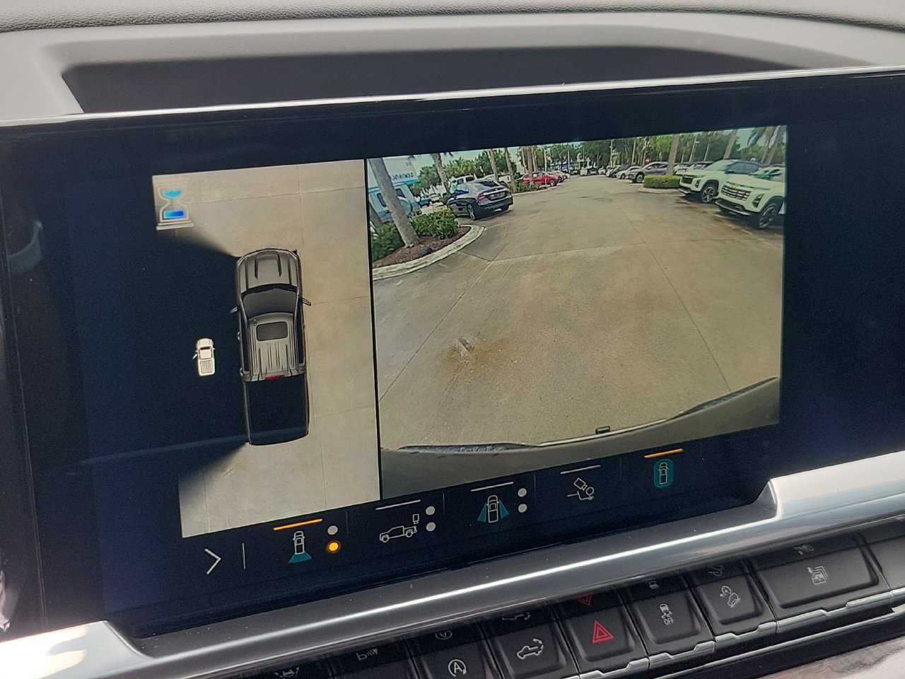 Certified 2023 Chevrolet Silverado 1500 LTZ AWD/4WD image 25