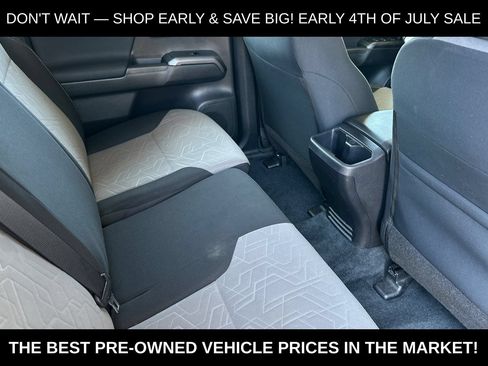 Used 2023 Toyota Tacoma TRD Off-Road AWD/4WD image 18