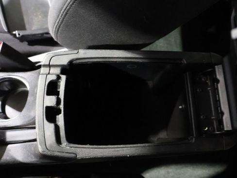 Used 2014 Chrysler 200 LX image 28