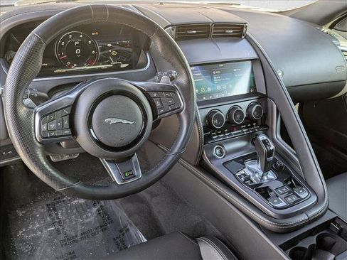 Used 2021 Jaguar F-TYPE R image 17