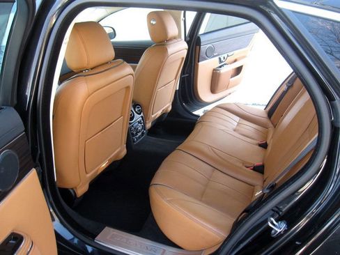 Used 2015 Jaguar XJ L Portfolio AWD/4WD image 27