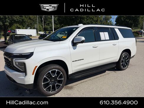 Used 2025 Chevrolet Suburban RST AWD/4WD image 1