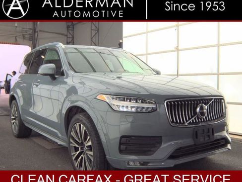 Used 2022 Volvo XC90 T6 Momentum w/ Climate Package image 1