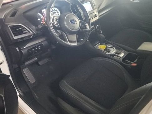 Used 2023 Subaru Forester Premium AWD/4WD image 6