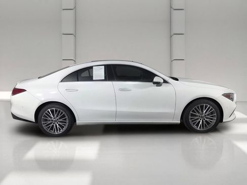 Used 2023 Mercedes-Benz CLA 250 image 4