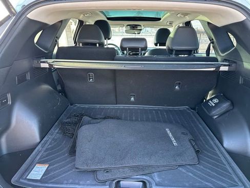 Used 2023 Hyundai Tucson Limited w/ Cargo Package AWD/4WD image 10