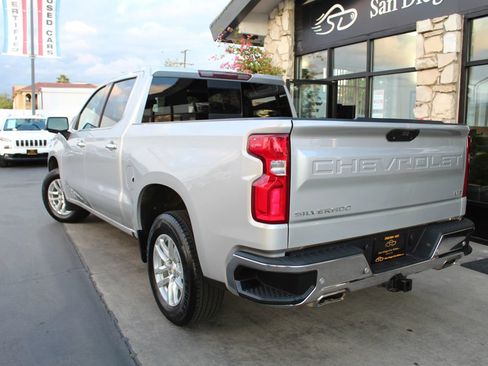 Used 2019 Chevrolet Silverado 1500 LTZ w/ LTZ Plus Package AWD/4WD image 3