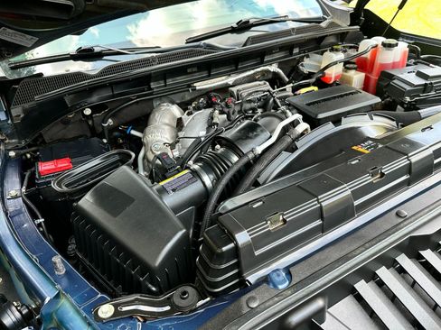Used 2022 GMC Sierra 2500 AT4 w/ AT4 Premium Plus Package AWD/4WD image 58