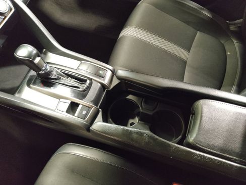 Used 2020 Honda Civic Sport image 26