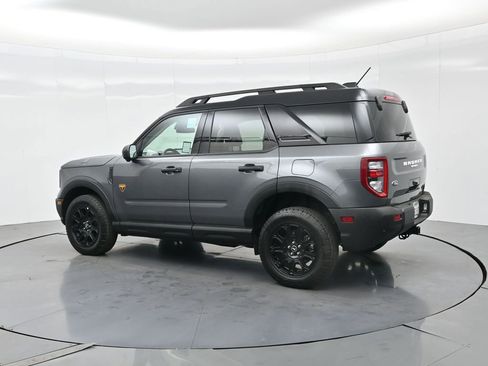 Used 2025 Ford Bronco Sport Badlands image 9