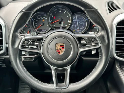 Used 2016 Porsche Cayenne AWD/4WD image 27