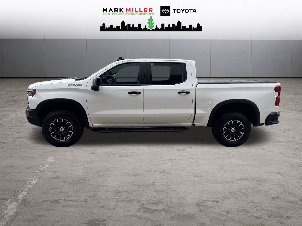 Used 2023 Chevrolet Silverado 1500 ZR2 w/ Technology Package AWD/4WD image 2