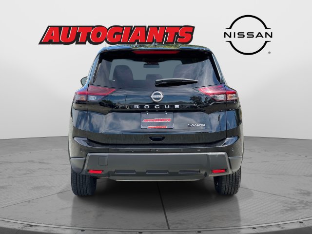 Used 2024 Nissan Rogue SV AWD/4WD image 4
