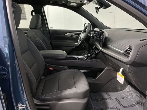 New 2026 Chevrolet Traverse LT image 35