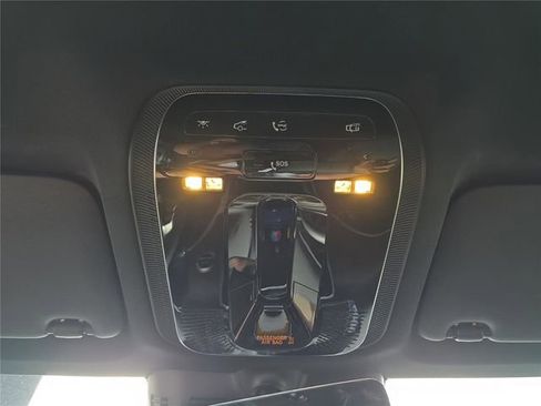 Used 2025 Mercedes-Benz GLC 350e 4MATIC image 29