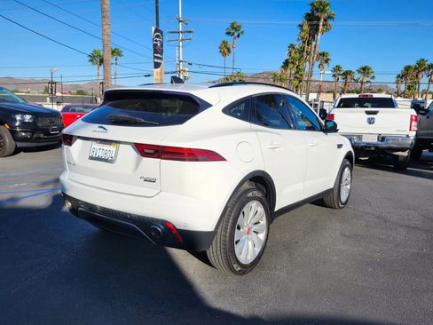 Used 2020 Jaguar E-PACE SE image 7