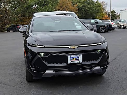 New 2026 Chevrolet Equinox EV LT w/ Convenience Package II image 7