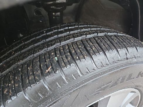 Certified 2025 Subaru Ascent Premium image 11