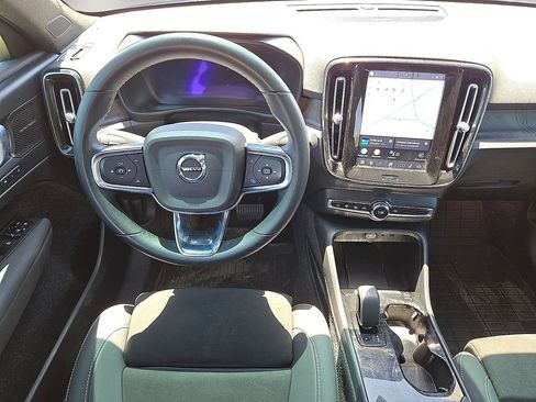 Certified 2023 Volvo C40 P8 Recharge Ultimate AWD/4WD image 19