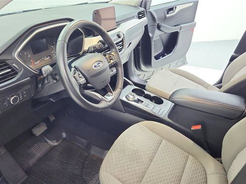 Used 2022 Ford Escape SE w/ Convenience Package image 25