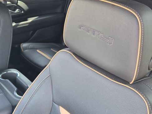 Used 2023 GMC Yukon XL AT4 w/ AT4 Premium Package image 32