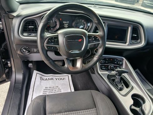 Used 2019 Dodge Challenger SXT w/ Blacktop Package RWD image 11