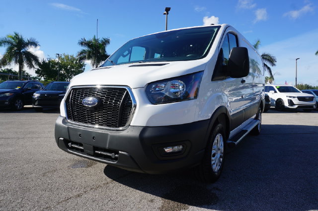 Used 2025 Ford Transit 250 Low Roof w/ Exterior Upgrade Package RWD image 22