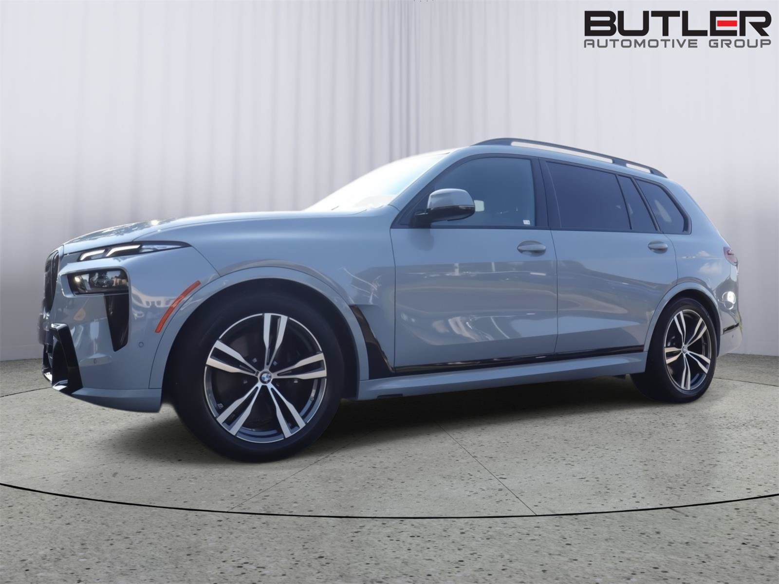 Used 2026 BMW X7 xDrive40i AWD/4WD image 1
