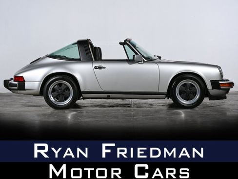 Used 1988 Porsche 911 Carrera RWD image 1