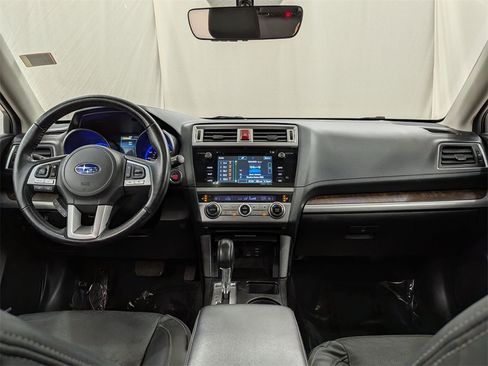 Used 2017 Subaru Outback 3.6R Limited image 13