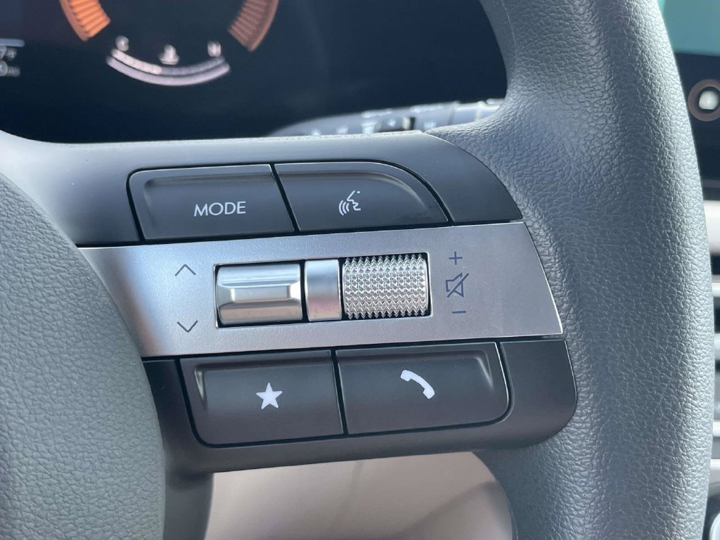 New 2026 Hyundai Tucson SE FWD image 15