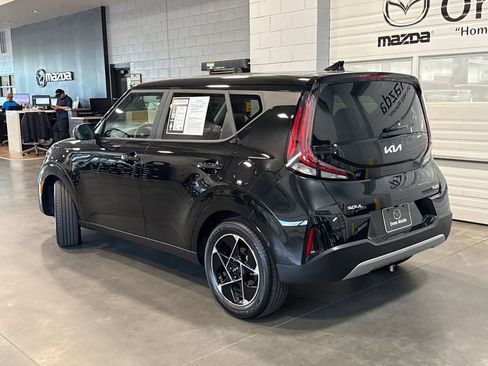 Used 2025 Kia Soul EX FWD image 25