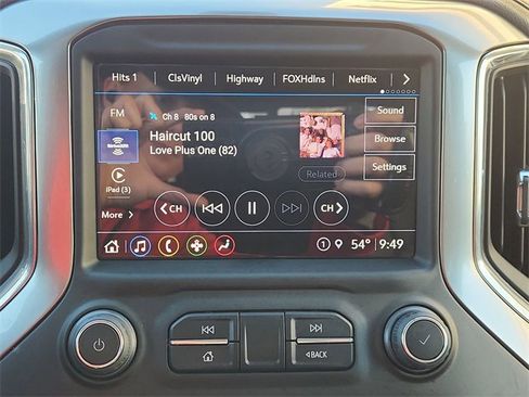 Used 2022 Chevrolet Silverado 1500 LT Trail Boss w/ LT Trail Boss Premium Package image 13