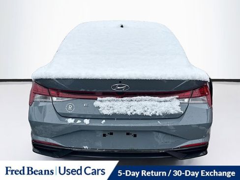 Used 2023 Hyundai Elantra Limited image 6