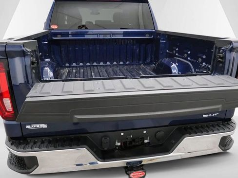 Used 2023 GMC Sierra 1500 SLT image 35