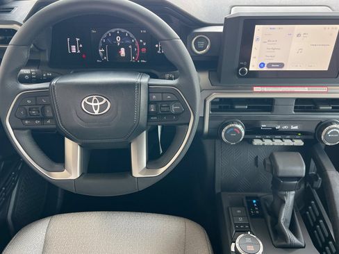 New 2026 Toyota 4Runner SR5 AWD/4WD image 11
