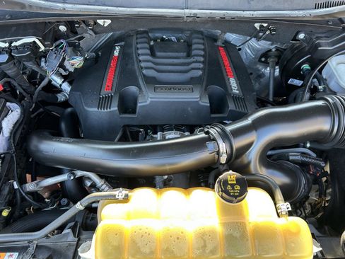 Used 2019 Ford F150 Raptor w/ Equipment Group 802A Luxury image 15