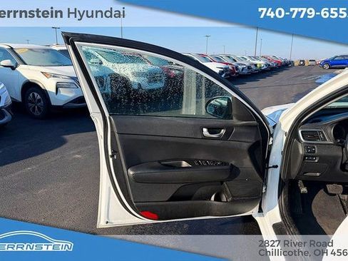 Used 2020 Kia Optima S image 14