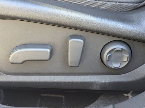 New 2026 Subaru Outback Touring image 21