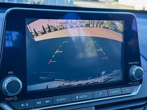 Used 2022 Nissan Altima 2.5 SV image 27