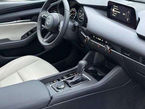 New 2026 MAZDA MAZDA3 2.5 S Sedan w/ Preferred Pkg image 7