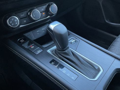 Used 2025 Nissan Kicks SV image 35