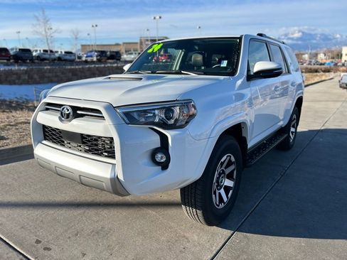 Used 2024 Toyota 4Runner TRD Off-Road Premium image 5