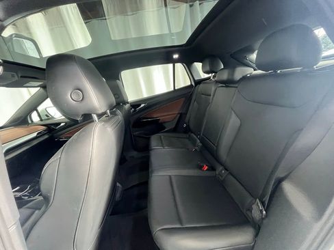 Used 2021 Volkswagen ID.4 Pro S w/ Gradient Package image 22