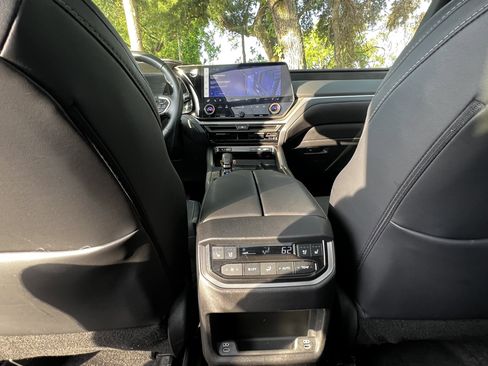 Certified 2025 Lexus TX 350 AWD w/ Technology Package image 39