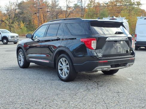 Certified 2020 Ford Explorer XLT w/ Equipment Group 202A image 7